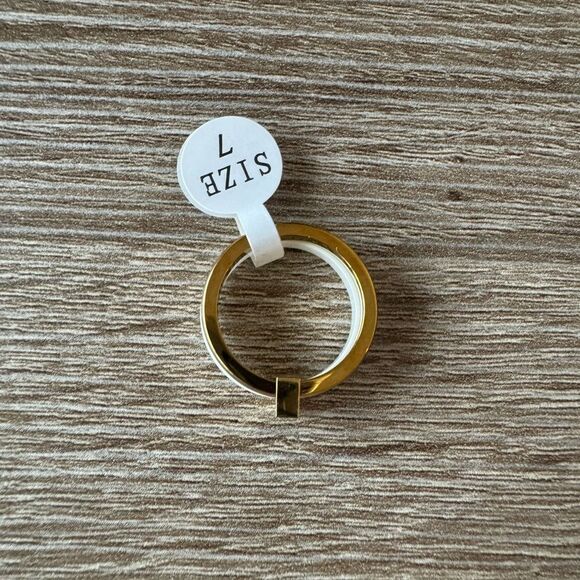 Gold and White Ring N830 - Picture 5 of 5